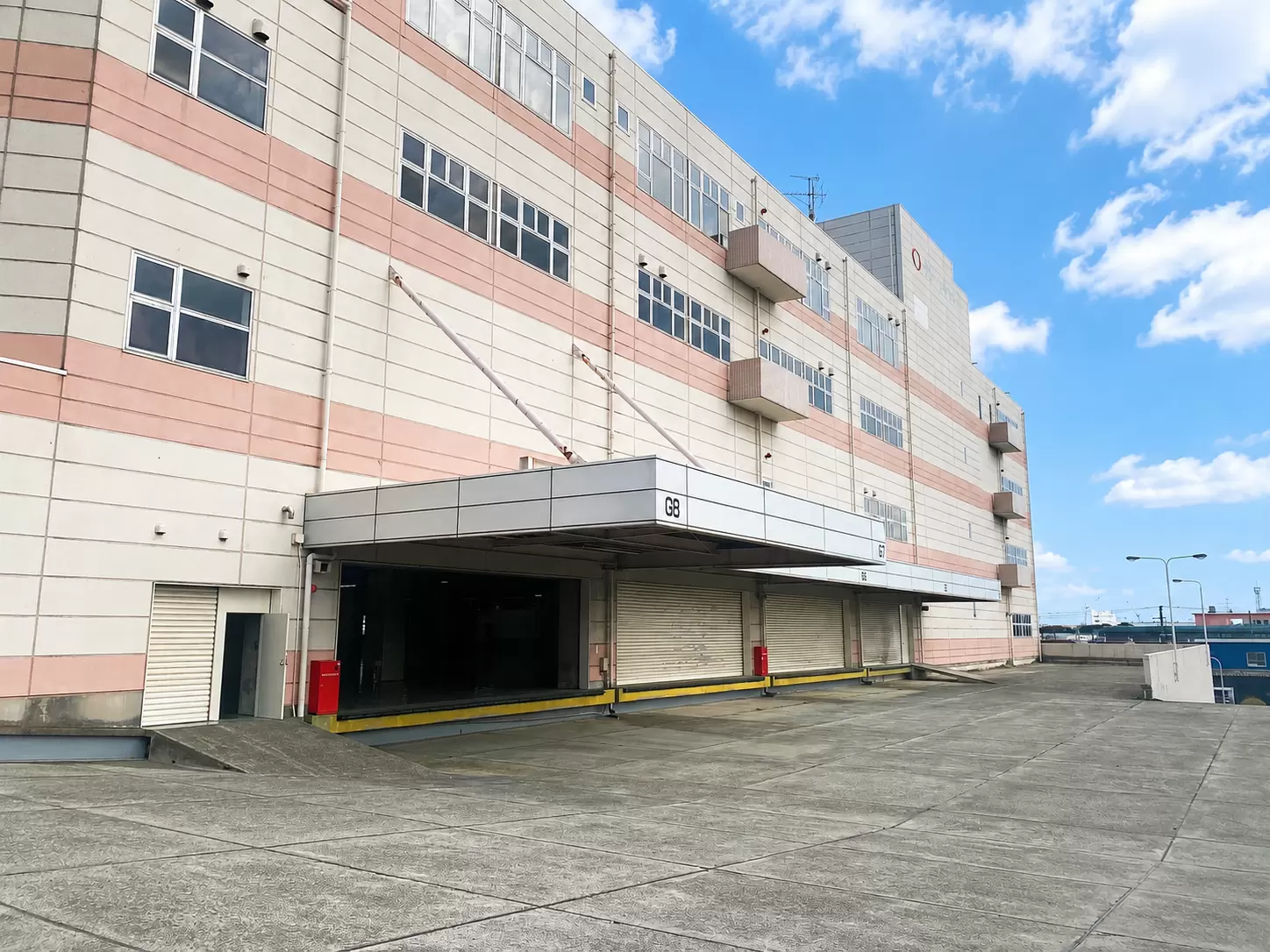 神奈川県厚木市船子の倉庫