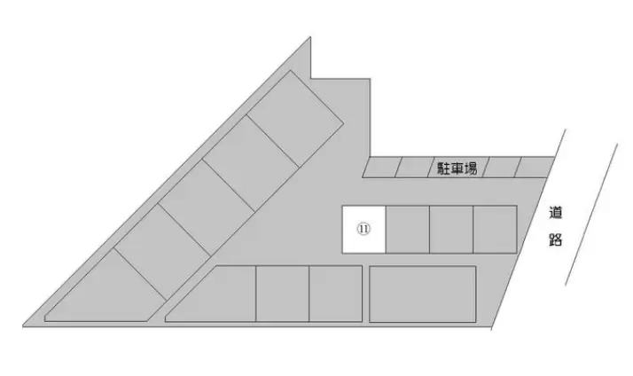 神奈川県横浜市鶴見区元宮の倉庫