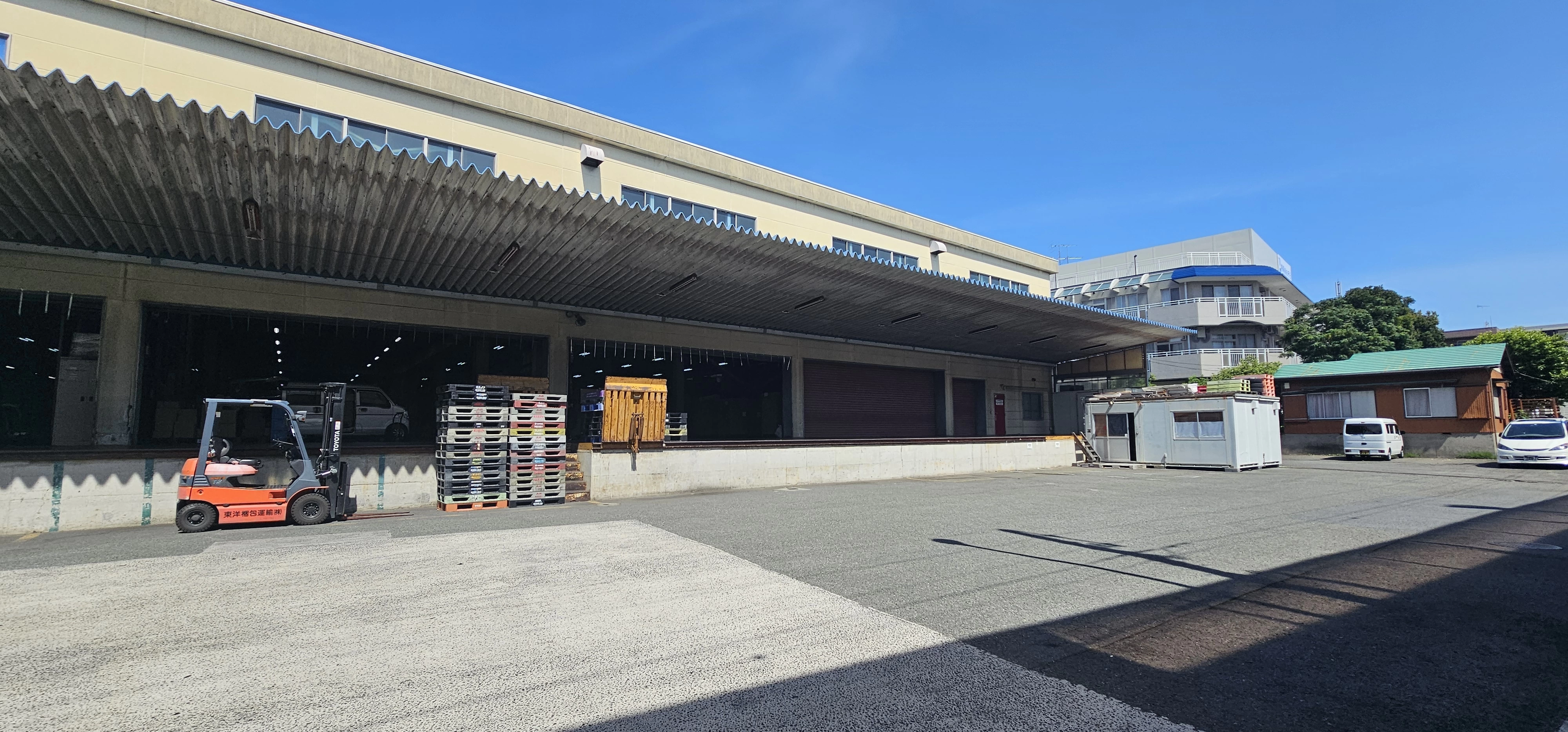 神奈川県藤沢市弥勒寺の倉庫