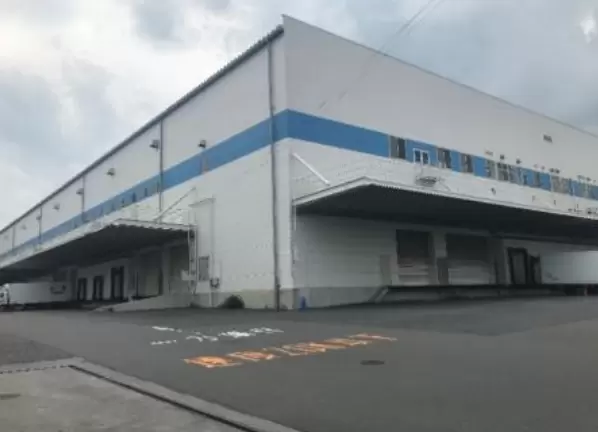 神奈川県愛甲郡愛川町中津字桜台の倉庫
